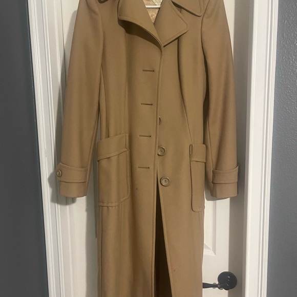 Guess brown coat in a very good condition - Picture 4 of 4